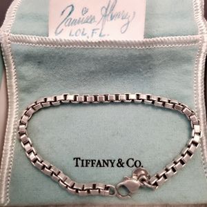 SOLD: Tiffany&Co Venetian Link Bracelet